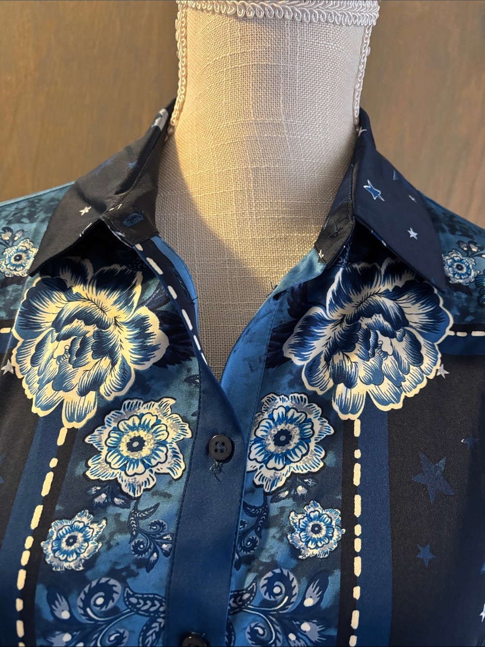 Rachel Zoe Celestial Star Print Floral Blouse Silky Button Up Long Sleeve Navy - Picture 4 of 6